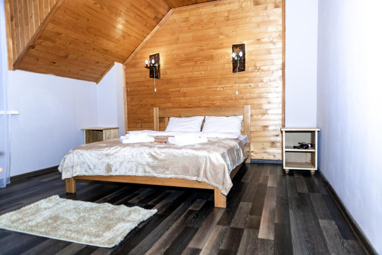 Wood House 호텔 Pilipets 외부 사진