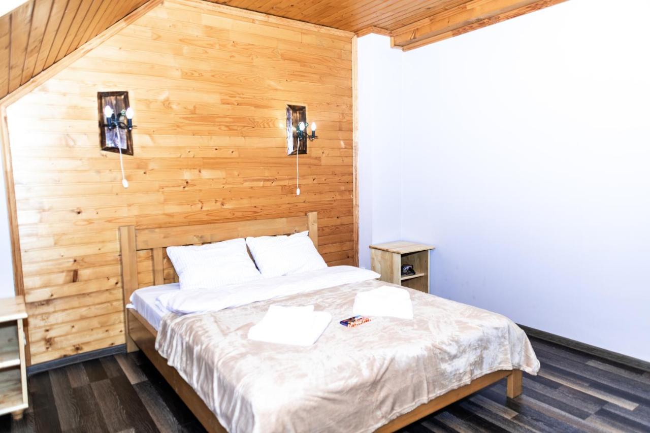 Wood House 호텔 Pilipets 외부 사진
