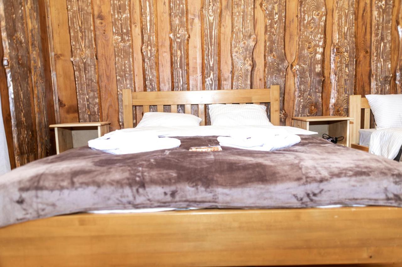 Wood House 호텔 Pilipets 외부 사진