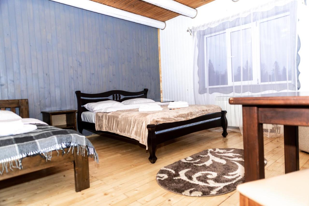 Wood House 호텔 Pilipets 외부 사진