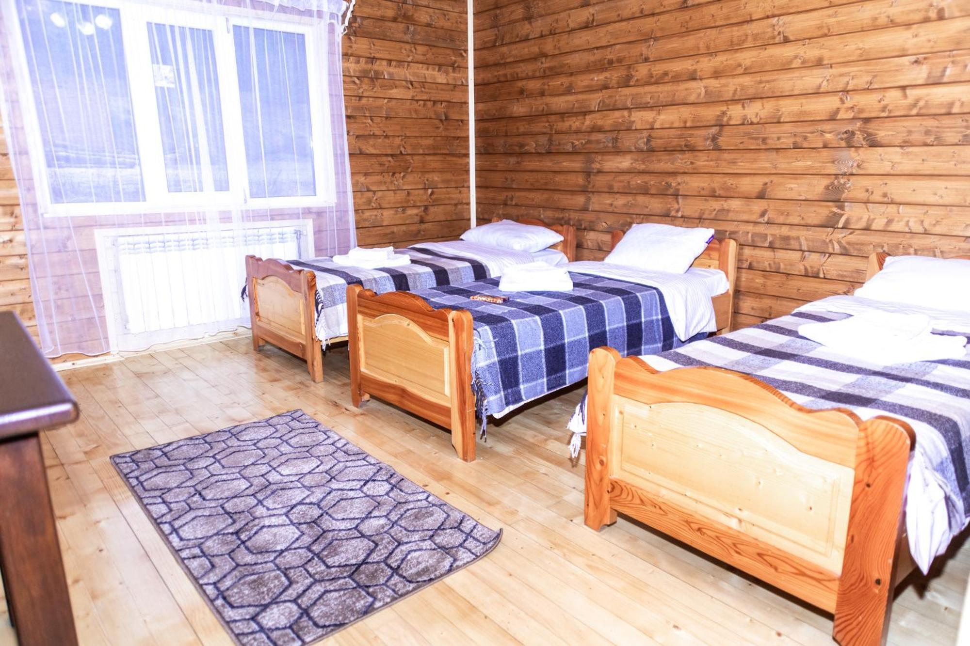 Wood House 호텔 Pilipets 객실 사진